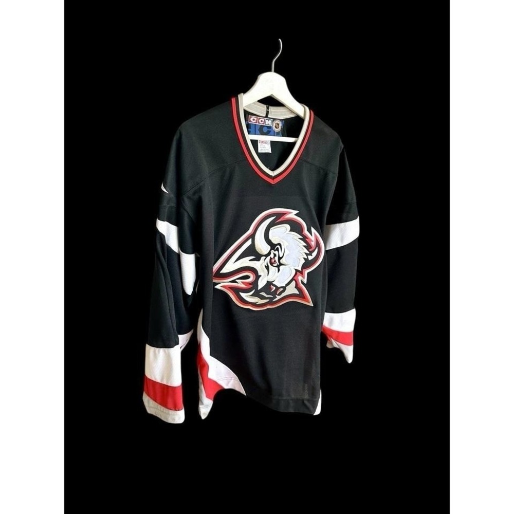 Vintage 90s CCM NHL Buffalo Sabres Goat Head Jersey Sz Large Distressed